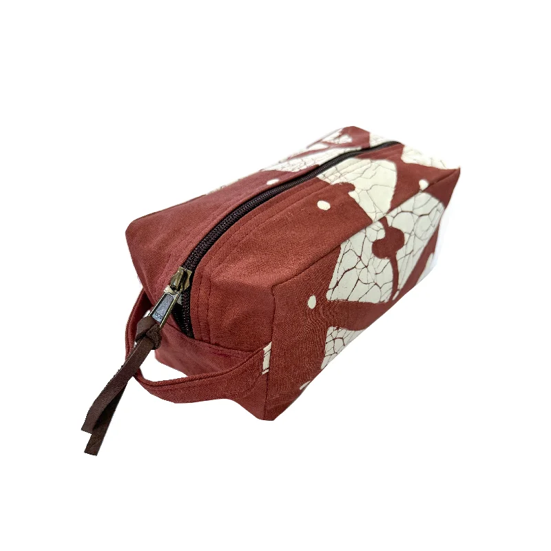 Atlas Linear Travel Pouch