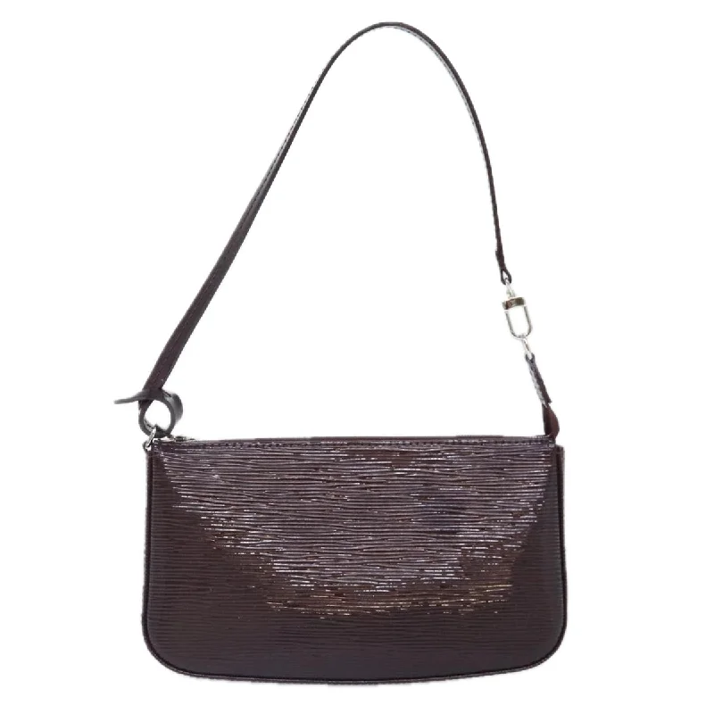 Louis Vuitton Pochette Accessoire  Leather Clutch Bag (Pre-Owned)