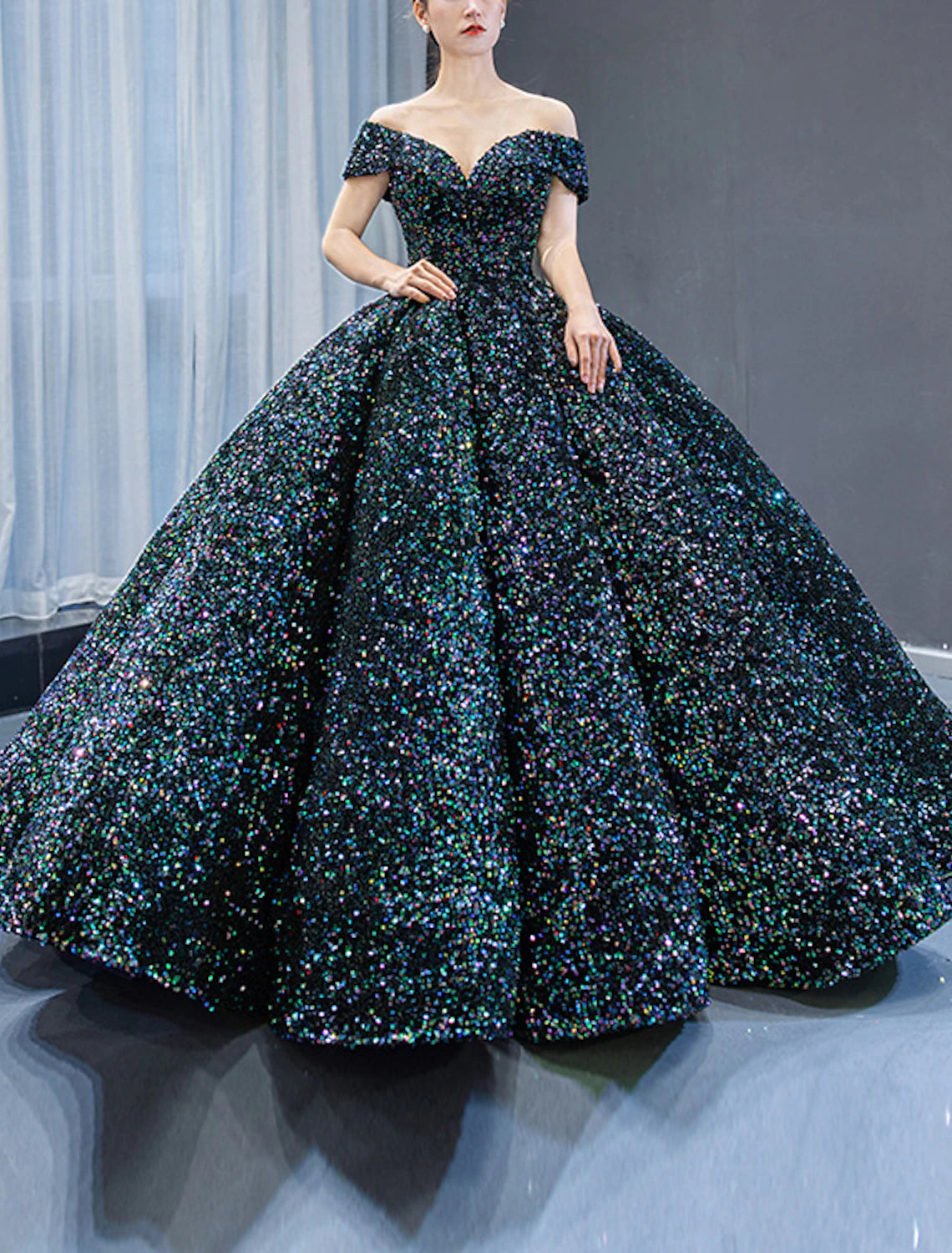 Ball Gown Party Dress Luxurious Sparkle Quinceanera Formal Evening Birthday Dress Off Shoulder Sleeveless Sequined with Pleats Sequin Ball Gown Party Dress Luxurious Sparkle Quinceanera Formal Evening Birthday Dress Off Shoulder Sleeveless Sequined with Pleats Sequin