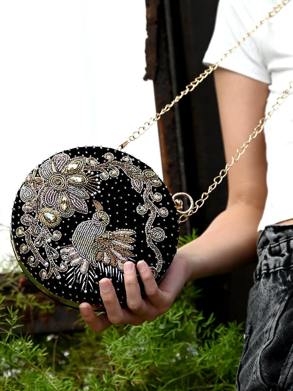 Odette Women Black Exquisite Clutch