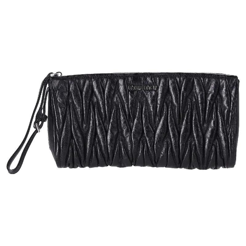 Miu Miu Matelasse Clutch Bag in Black Leather