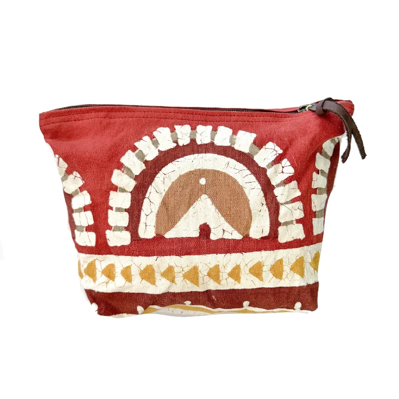 Atlas Arch Wash Bag