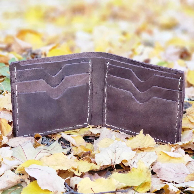 Lucid - Brown BiFold Full-Grain Leather Wallet