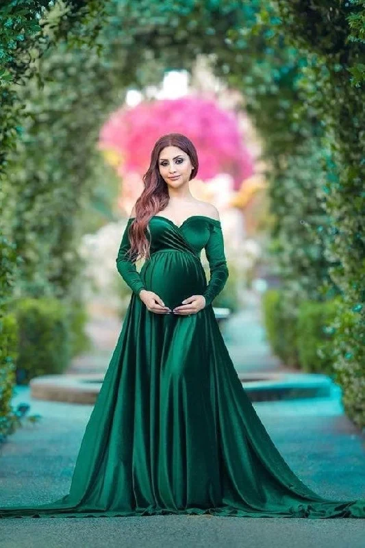 Green Velvet Maternity Gown for Babyshower
